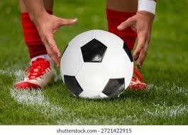 为什么棒球比赛中主审裁判的护甲看起来如此厚重